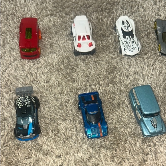 Hot Wheels Used car bundle - Picture 3 of 5